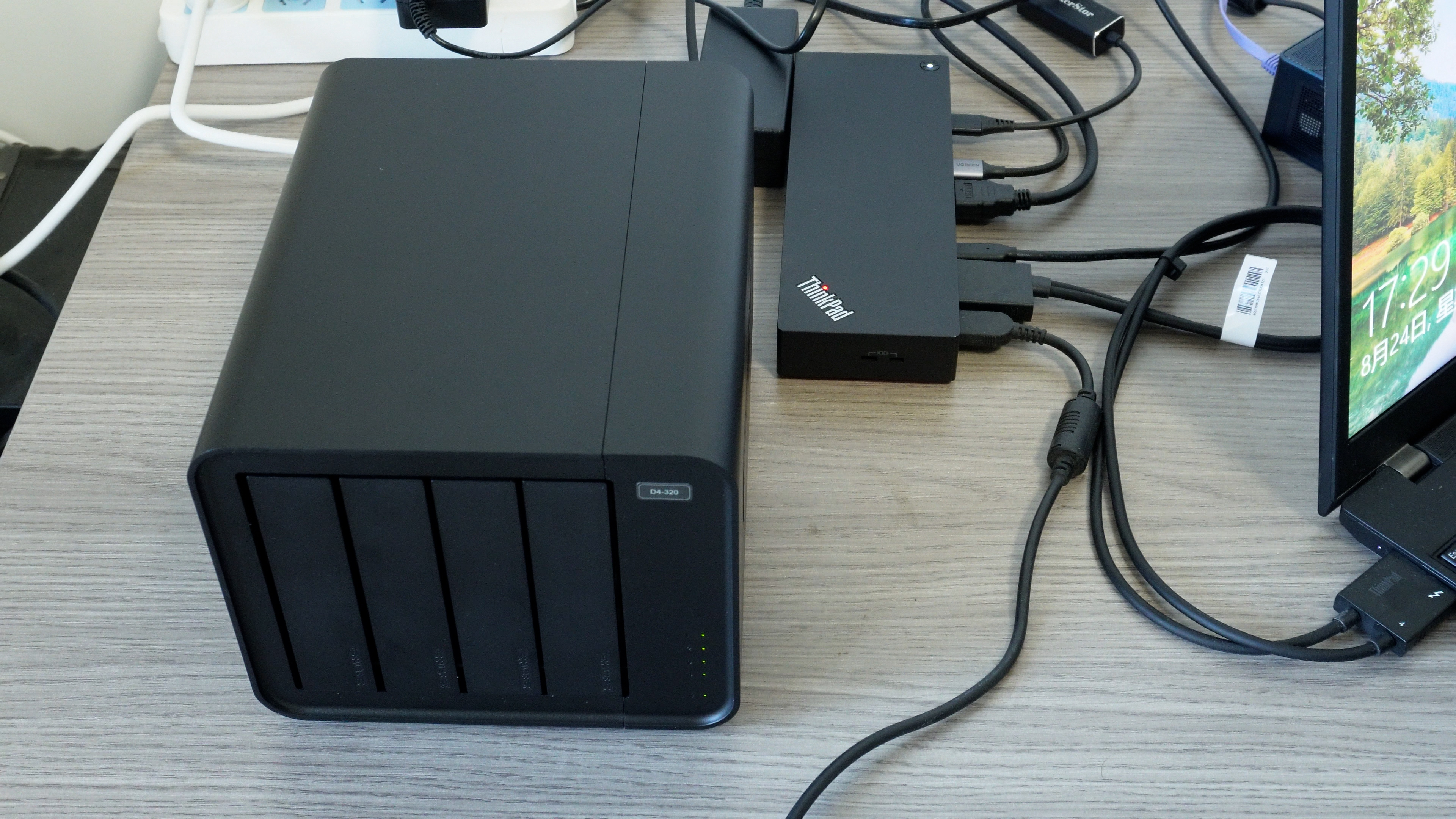 自己可以住出租屋，“数字小姐姐”必须得住别墅